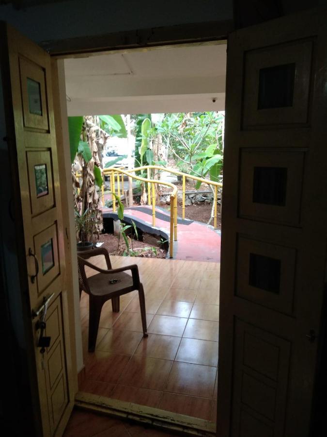 Janhvi Cottage Varkala Exterior photo